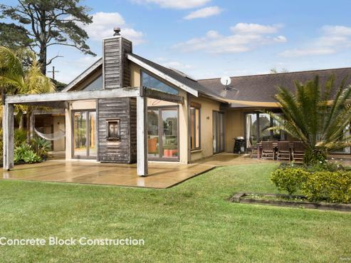 65 Vaughans Road, Okura