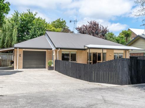 152E Clarkin Road, Fairfield
