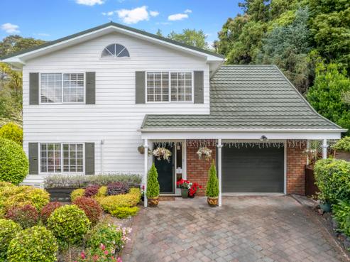 2/21 Deane Avenue, Titirangi