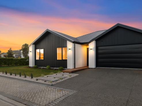 4 Dow Square, Hornby
