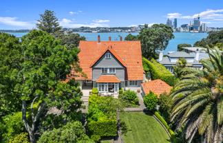 11 Stanley Point Road, Devonport
