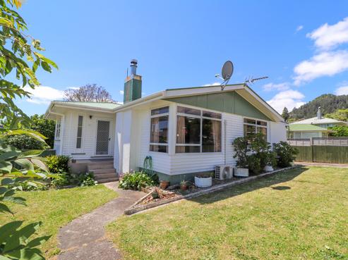 103 Abingdon Place, Thames