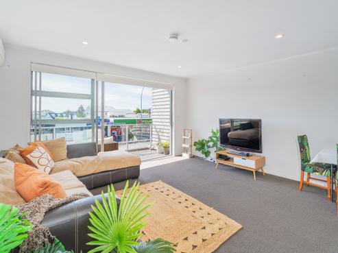 10/237 Main Road, Tairua