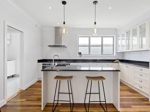 74 Oroua Street, Eastbourne