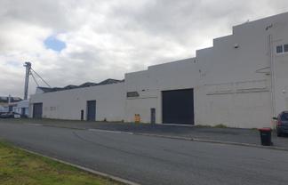 Leasing –bulk warehouse – available now