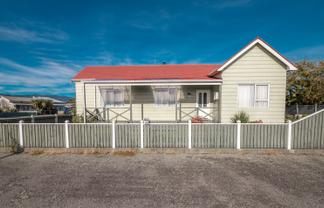 30 Henley Street, Westport