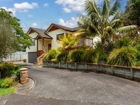 11 Empressa Heights, Helensville