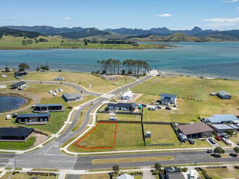 174 Harbour Drive, Matarangi