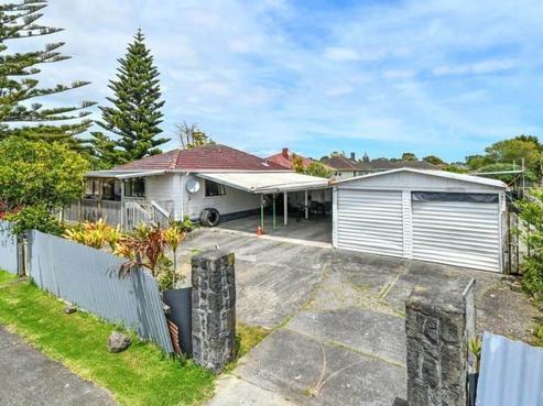 2 Wimpey Street, Mangere