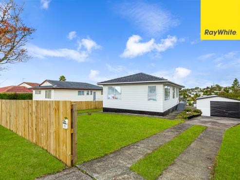 13 Cherry Tree Place, Massey
