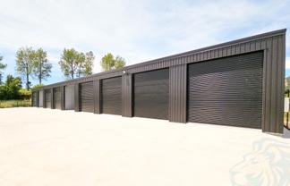 Storage & Tradie Units - Titan Way