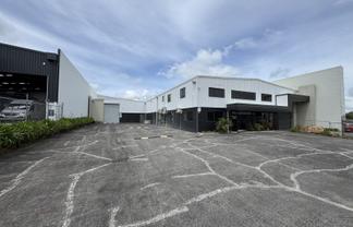 Airport standalone, affordable and available now