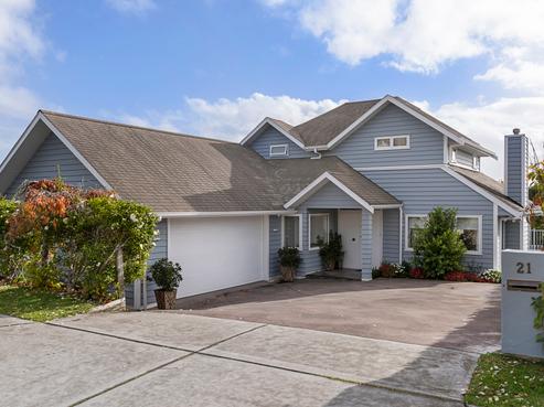 21 Brooke Ridge Rise, East Tamaki Heights
