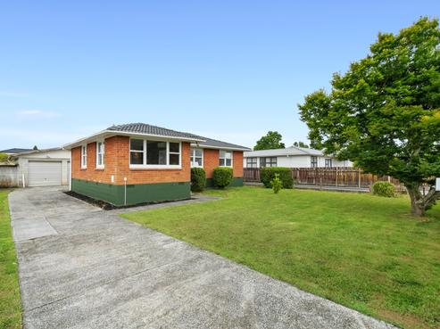 8 Brightwell Street, Papakura