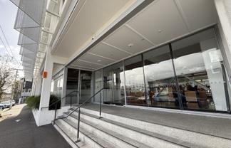 Contemporary 165m2 Retail in Prestigious Grey Lynn
