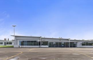 Hamilton Airport Offices with Ample Parking