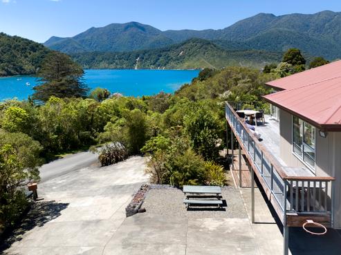 3218 Archers Road, Tennyson Inlet