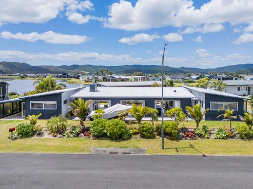 109 Harbour Drive, Matarangi