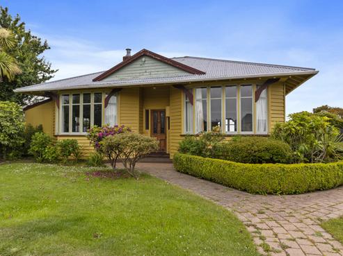 25 Raymond Street, West End