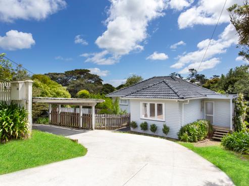25 Makiri Street, Helensville