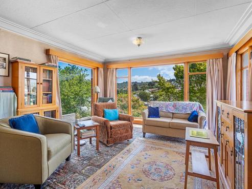 9 Kaikorai Valley Road, Kaikorai