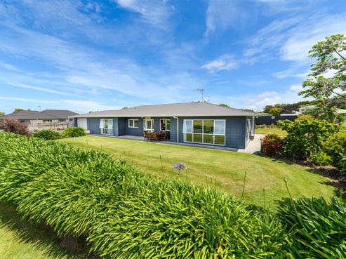 17 Barnett Drive, Marton