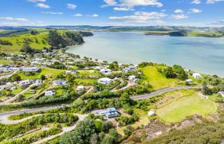 1122 Whakapirau Road, Whakapirau