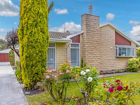 20 Ambleside Drive, Burnside