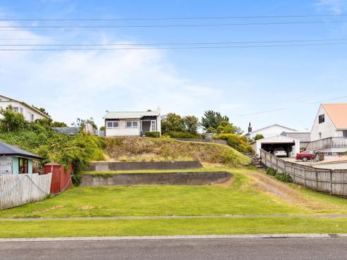 69 Grey Street, Waitara