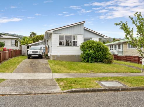 18 Tanekaha Street, Stokes Valley