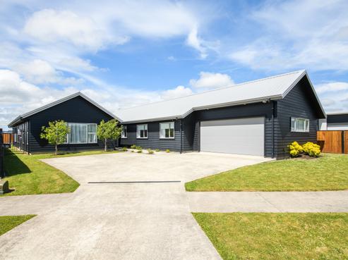 10 Mediterranean Grove, Fitzherbert
