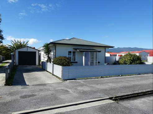 29 Derby Street, Westport