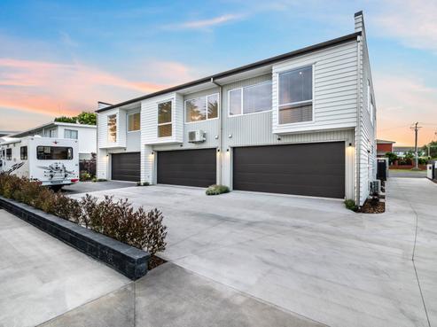 24 Riverview Road, Panmure