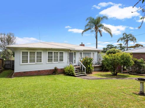 16 Abbotleigh Avenue, Te Atatu Peninsula