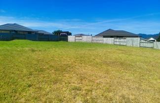 8 Roto View, One Tree Point