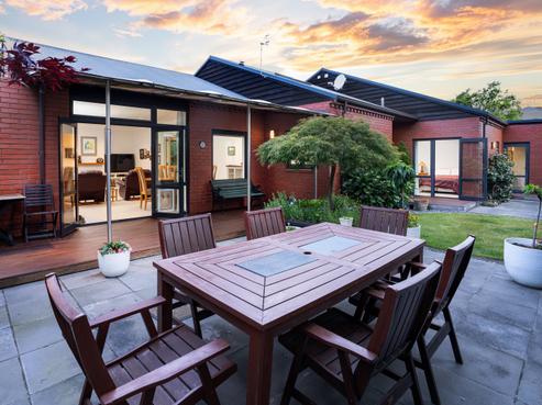 9 Bretts Road, Saint Albans