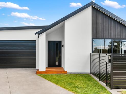 96 Eriksen Road, Te Awa