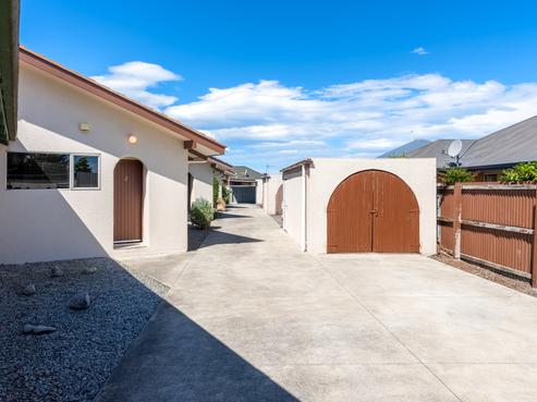 2/128 King Street, Rangiora