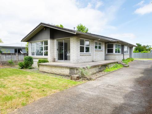 23 Joanna Place, Deanwell
