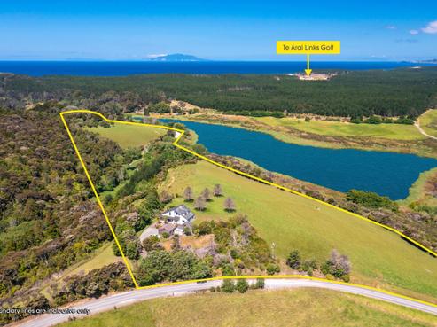18 Crest Road, Te Arai