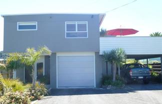100 UPSTAI Tuck Road, Whangamata