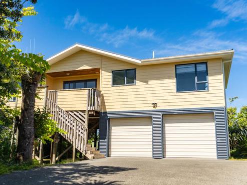 3 Curlew Place, One Tree Point