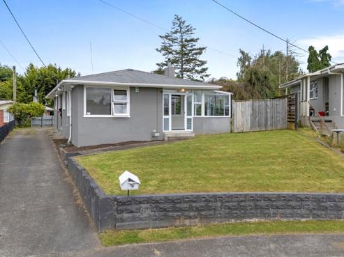 18 Mcclure Street, Feilding