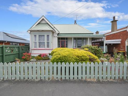 84 Queens Drive, Saint Kilda