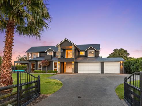 77 Royal Ascot Drive, Papamoa