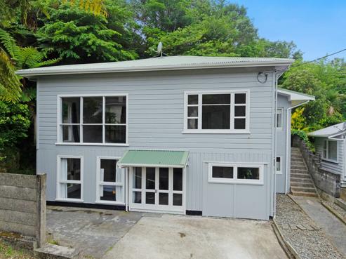 6 Epsom Way, Karori