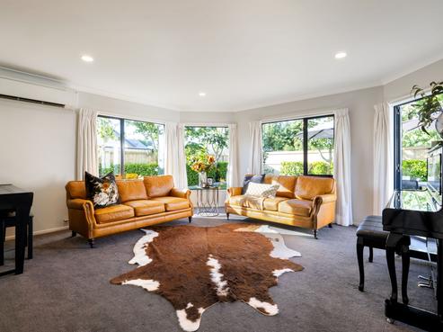 7 Oaklands Drive, Cambridge