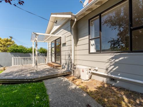 16 Macdonald Street, Waimataitai