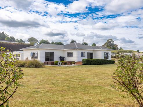 381 Racecourse Road, Waipukurau and Surrounds