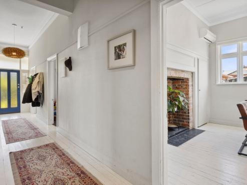 84 Tomahawk Road, Andersons Bay
